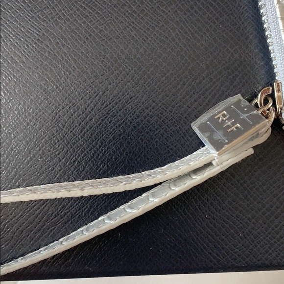 NEW Rodan + Fields Silver Textile Wristlet - Picture 4 of 8